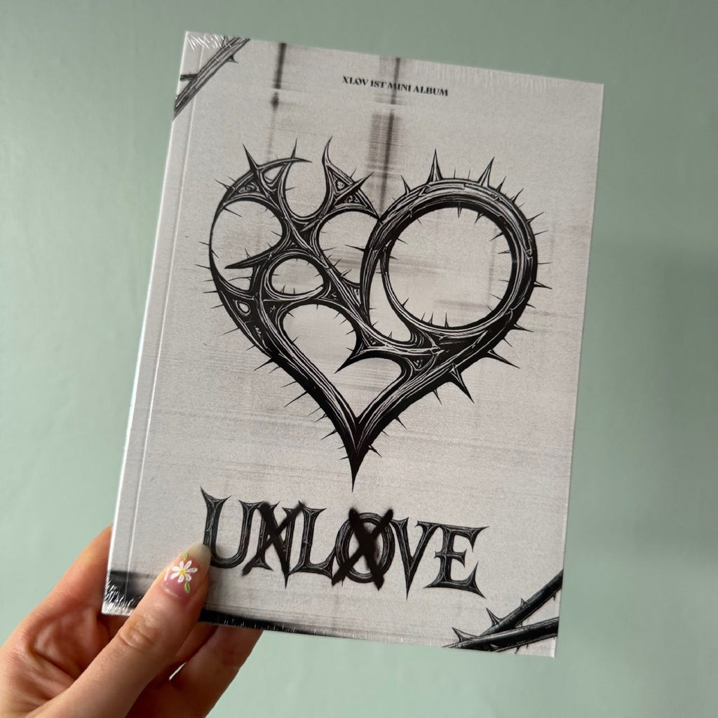 XLOV - [1st Mini Album] UXLXVE image 3