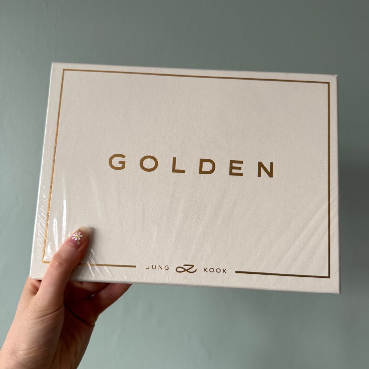 JUNGKOOK - GOLDEN image 5