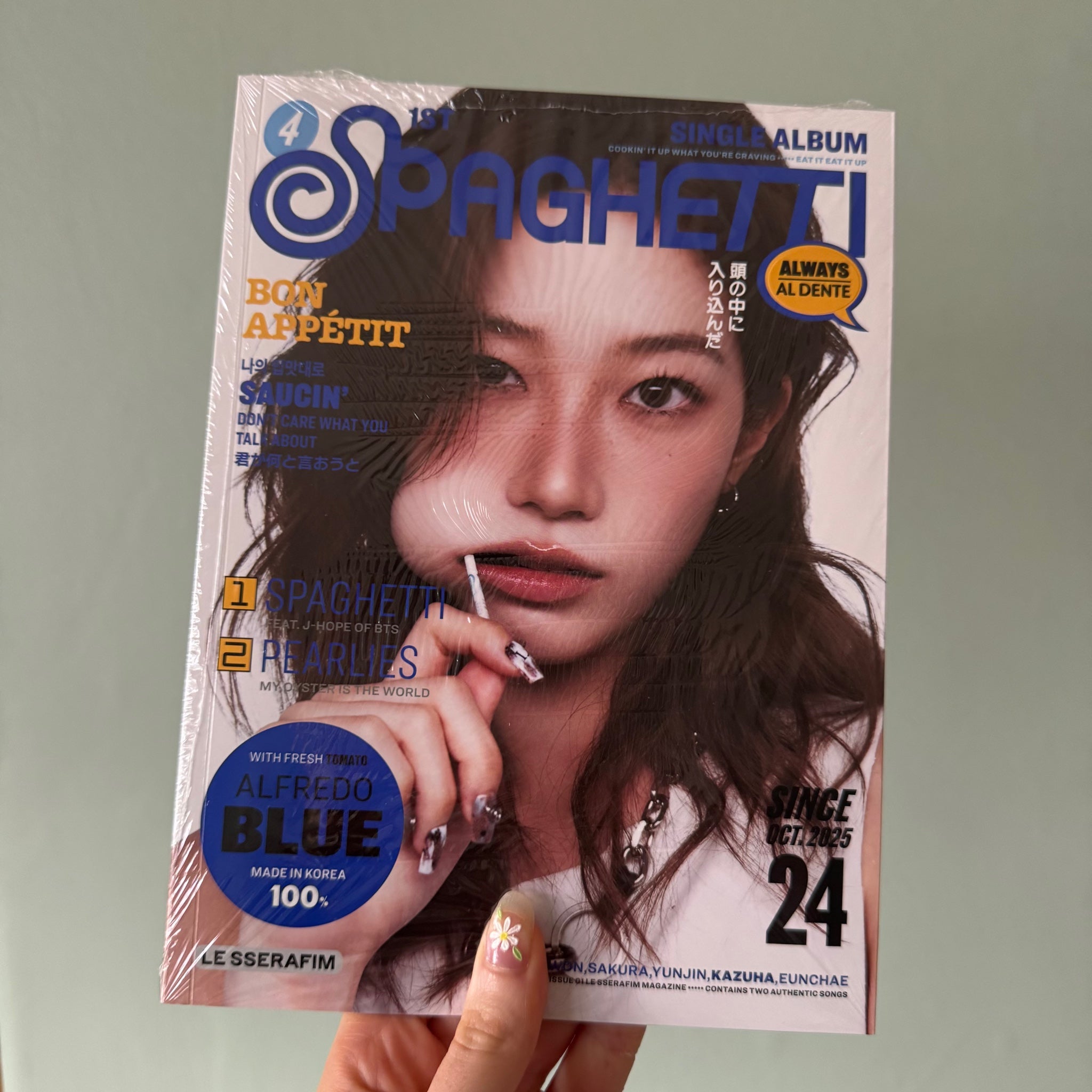 LE SSERAFIM - SPAGHETTI [Compact Ver.] image 5