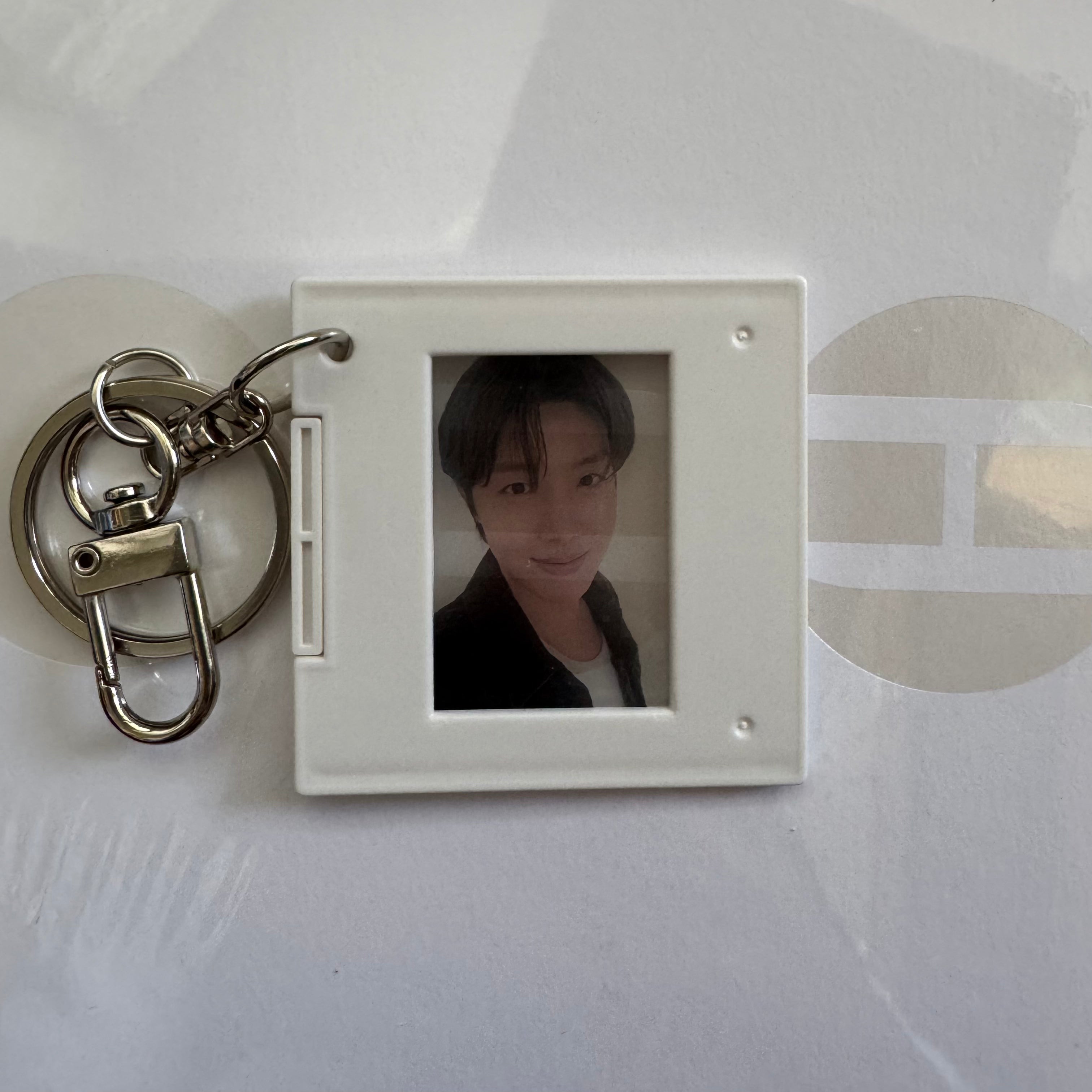 BTS - Arirang Weverse POB Film Keyrings