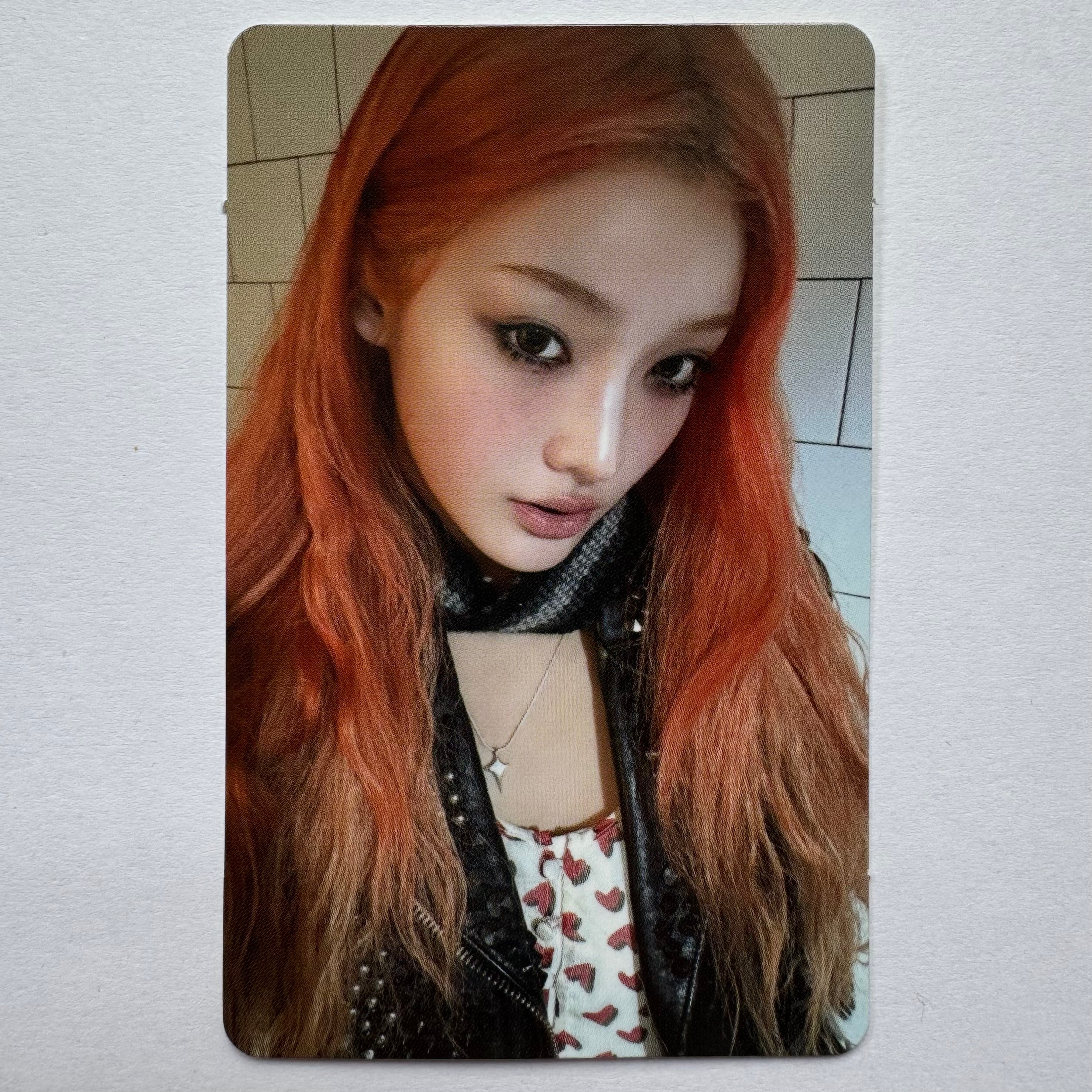 ILLIT - MAMIHLAPINATAPAI Weverse Shop POB Photocards