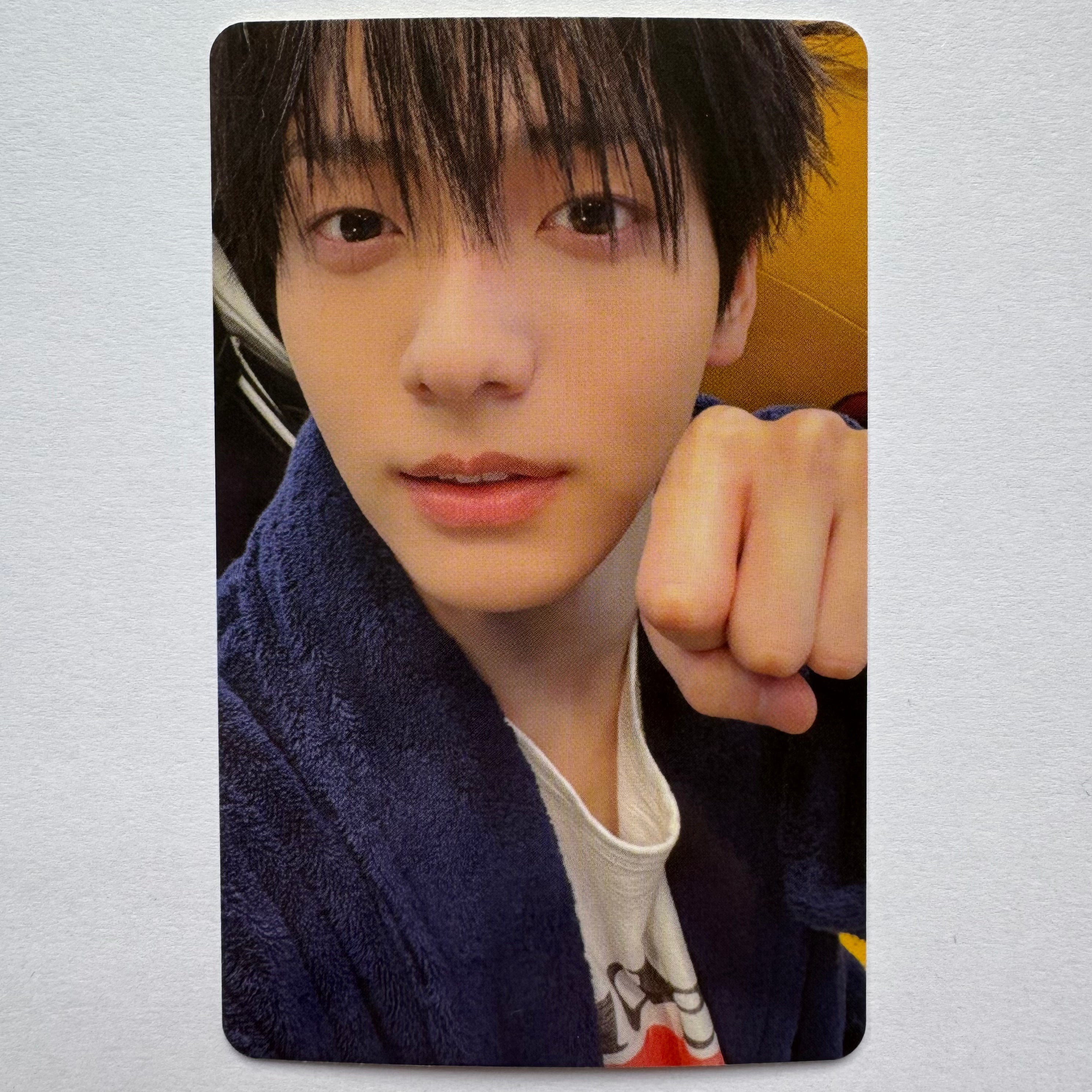 TXT - 7TH YEAR: A Moment of Stillness in the Thorns Weverse Shop POB Photocards [Selfie A]