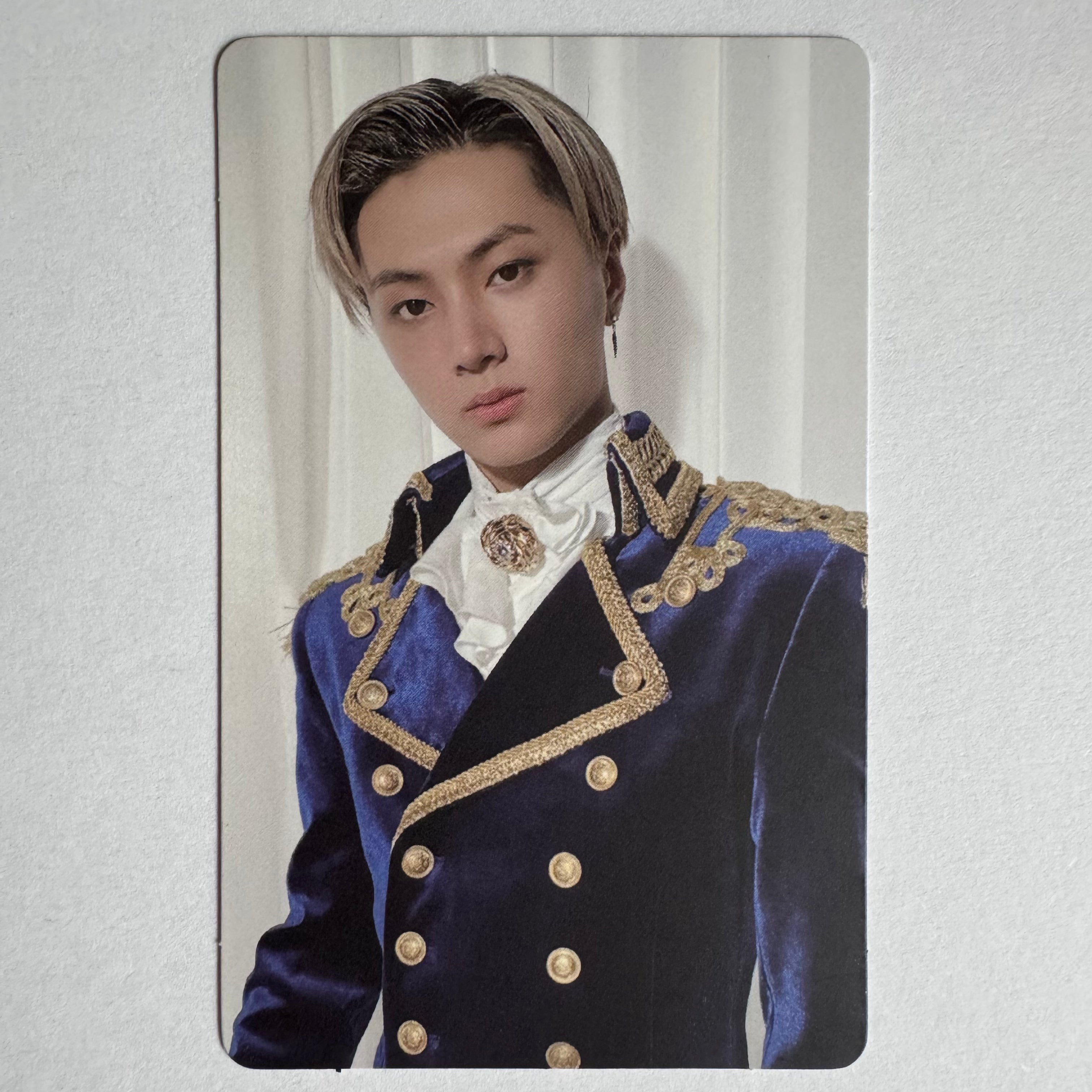ENHYPEN - BORDER : CARNIVAL Album Photocards