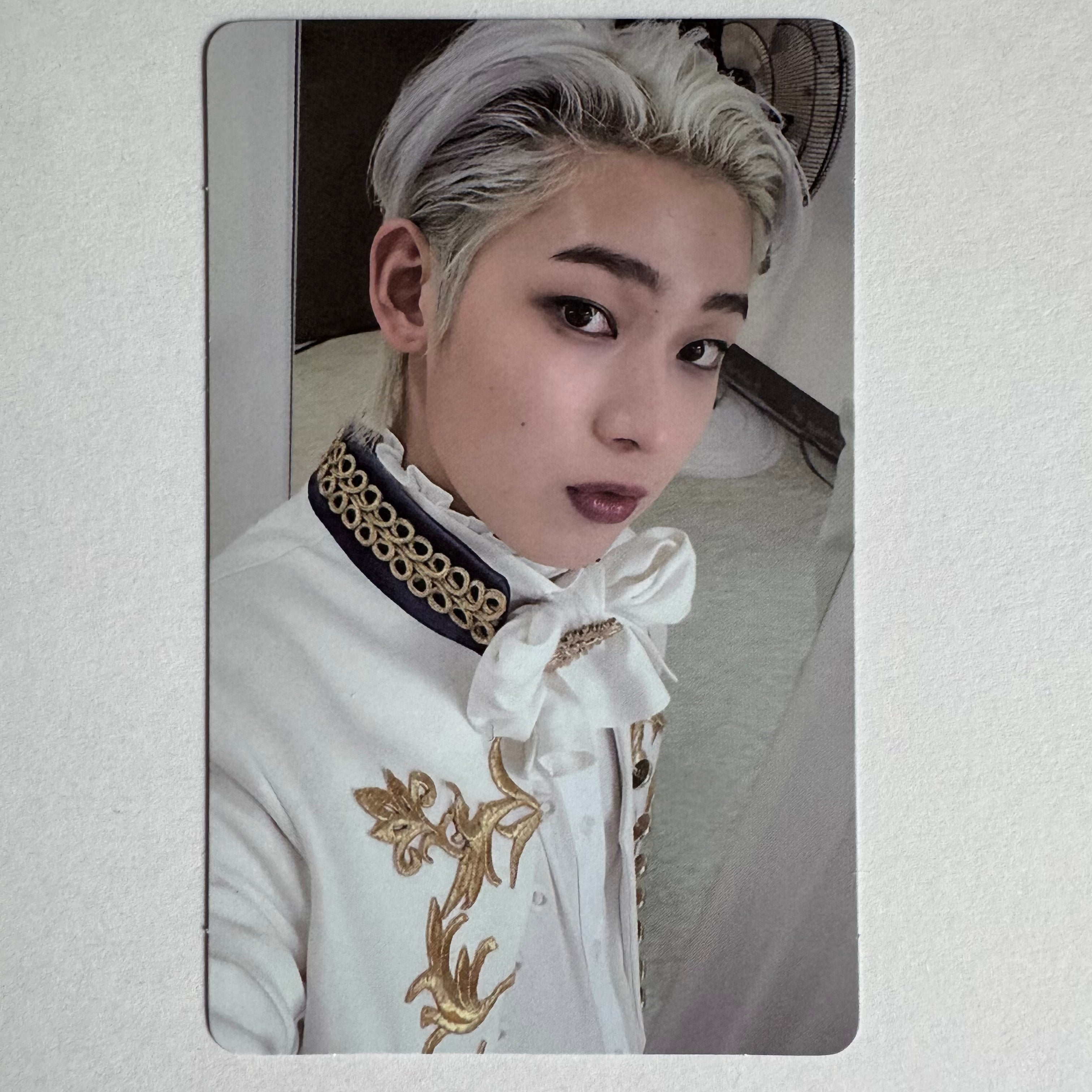 ENHYPEN - BORDER : CARNIVAL Album Photocards