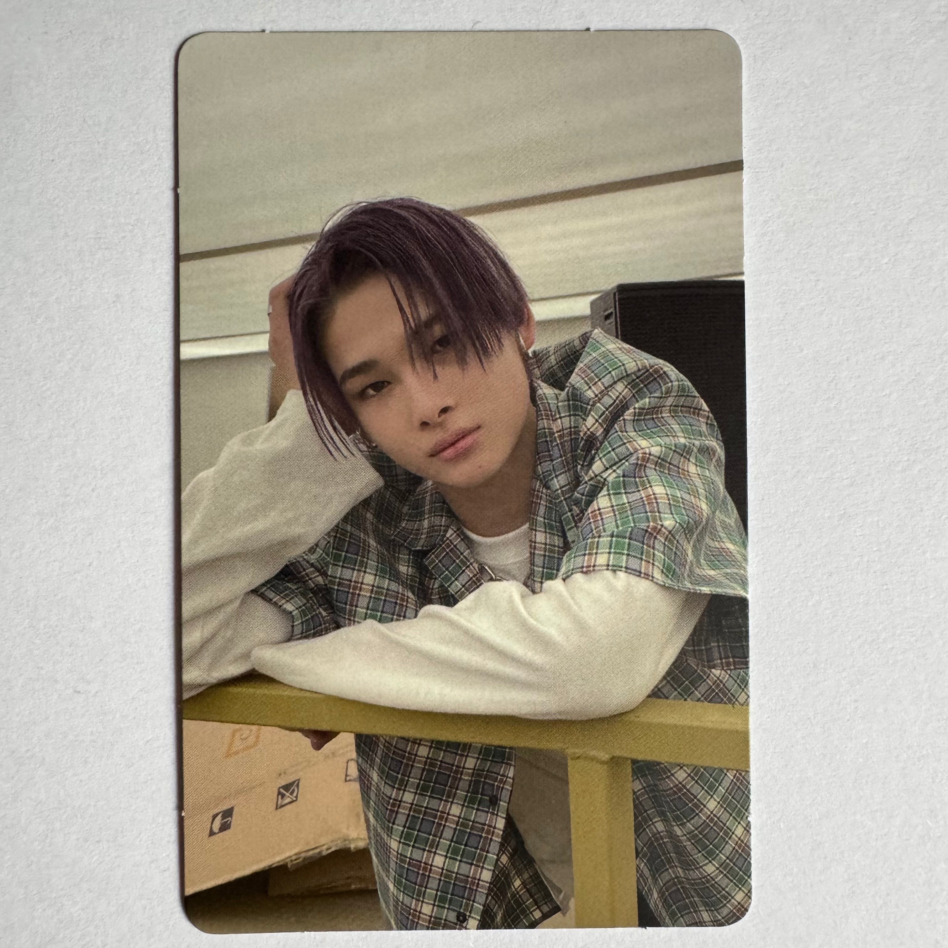 ENHYPEN - BORDER : CARNIVAL Album Photocards