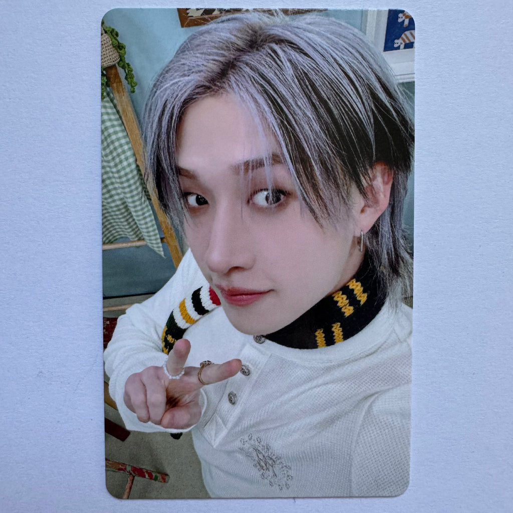 Stray Kids - 6TH FANMEETING [STAY in Our Little House] POB Photocards