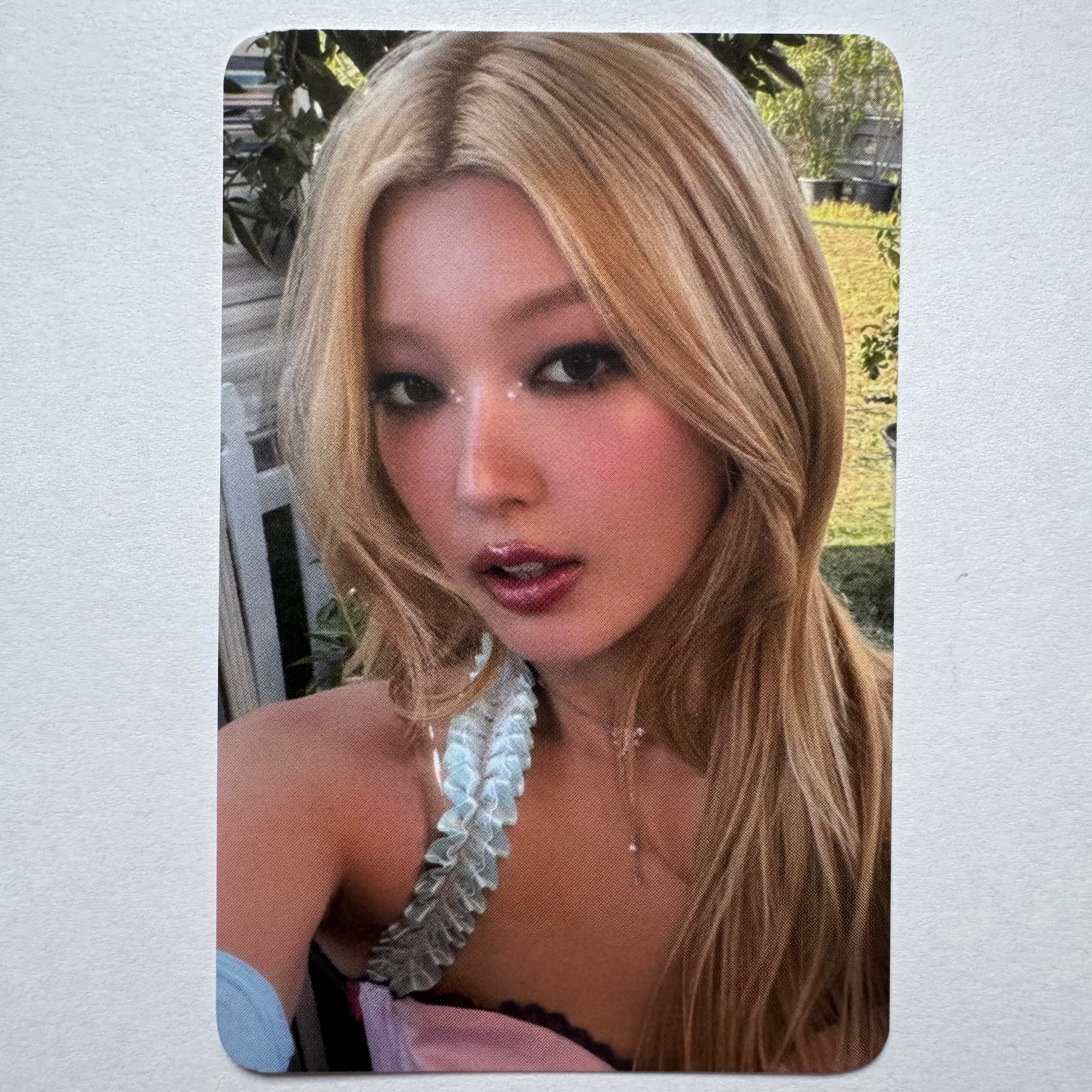 KATSEYE - WILD 1st KTOWN4U Photocards