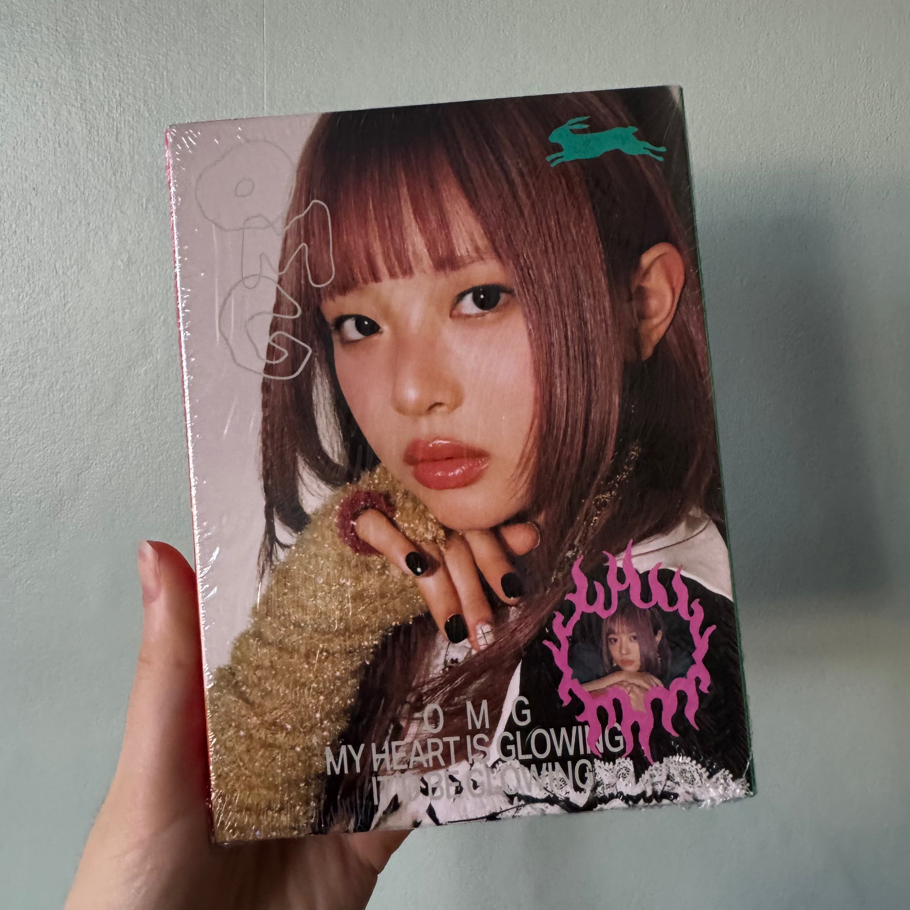 NewJeans - OMG [Message Card Ver.]