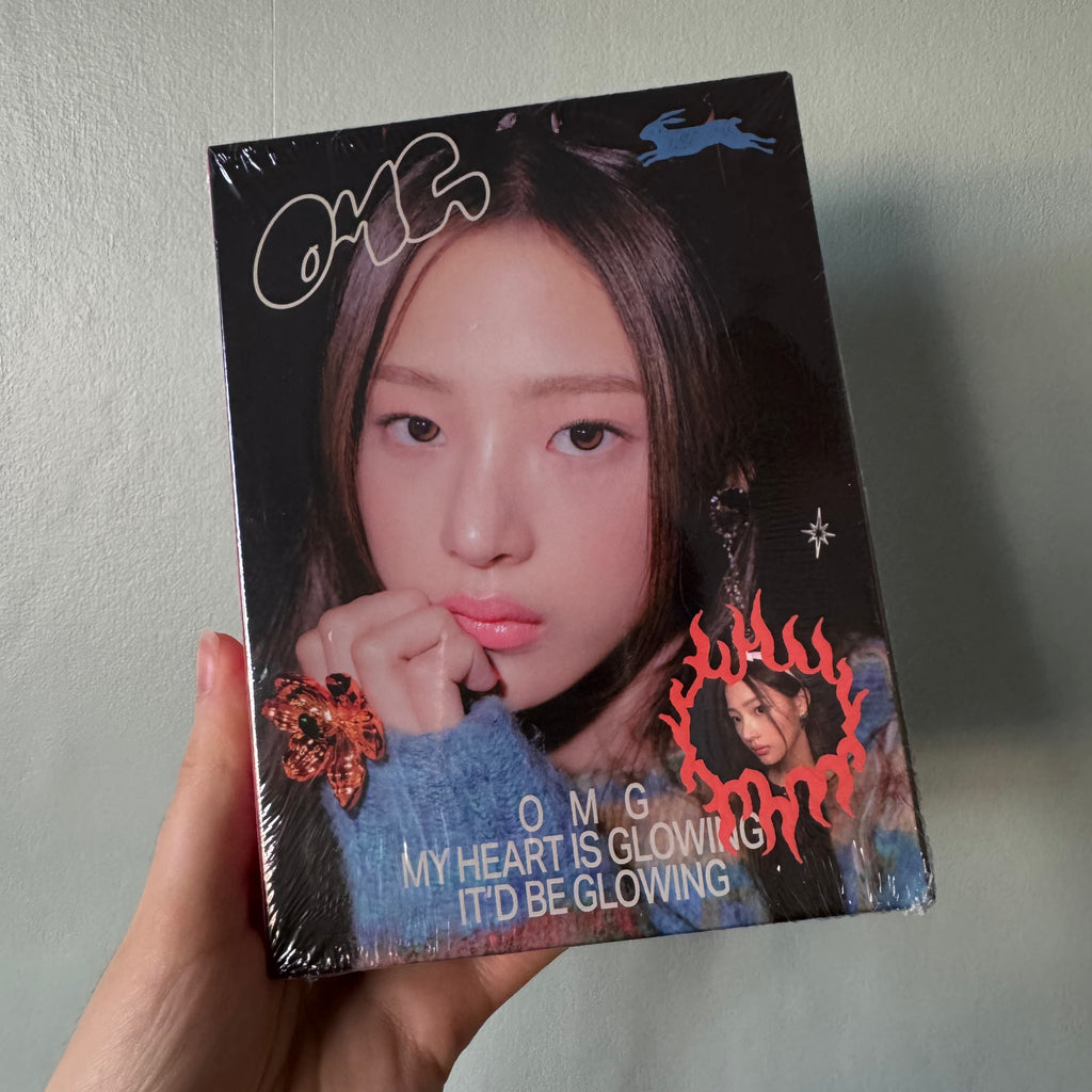 NewJeans - OMG [Message Card Ver.]
