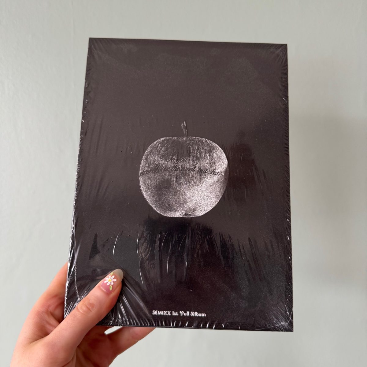 NMIXX - Blue Valentine [Photobook Ver.] image 6